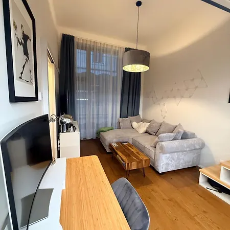 Cozy Design In The Center Of Apartment