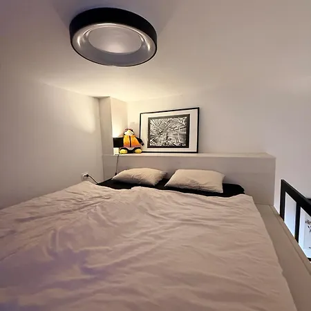 Cozy Design In The Center Of Prag