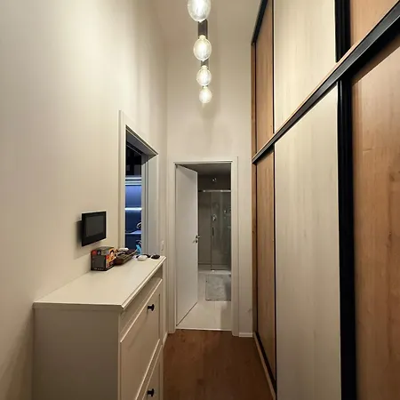 Cozy Design In The Center Of Apartment